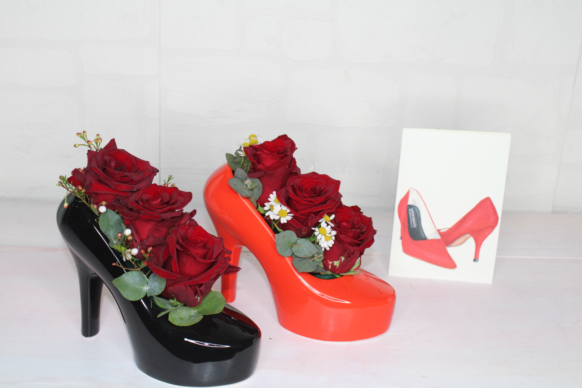 Scarpetta di ceramica con rose